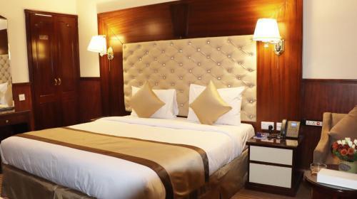 Gulf Inn Hotel Deira Formerly City Star Hotel - Tap to explore photos