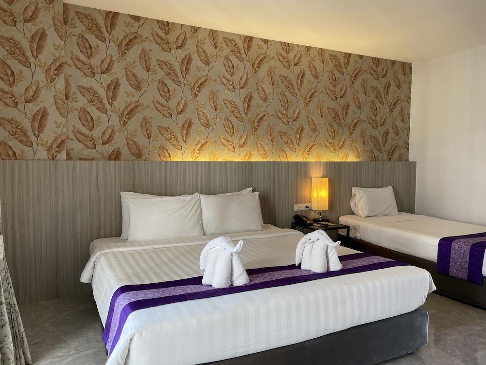Embryo Hotel Room Type - Superior Triple Room Embryo Hotel Room Type - Superior Triple Room