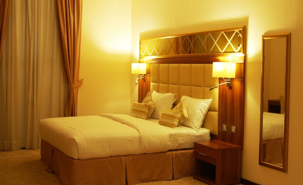 Golden Ocean Hotel Room Type - Royal Suite