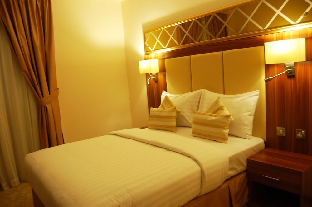 Golden Ocean Hotel Room Type - King Suite Golden Ocean Hotel Room Type - King Suite
