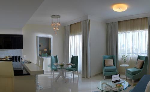 DAMAC Maison Mall Street Room Type - 1 Bedroom City View King with kitchenette and Private Balcony DAMAC Maison Mall Street Room Type - 1 Bedroom City View King with kitchenette and Private Balcony