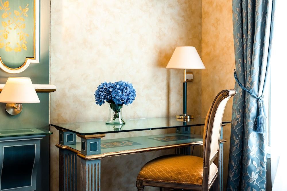 Villa Beaumarchais - Tap to explore photos