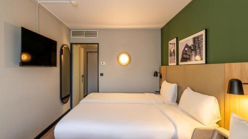 Campanile Roissy Room Type - Room Next Generation - 2 Single Beds