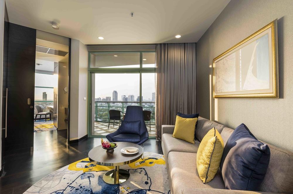 Chatrium Hotel Riverside Room Type - 1 Bedroom Skyline Suite King Bed