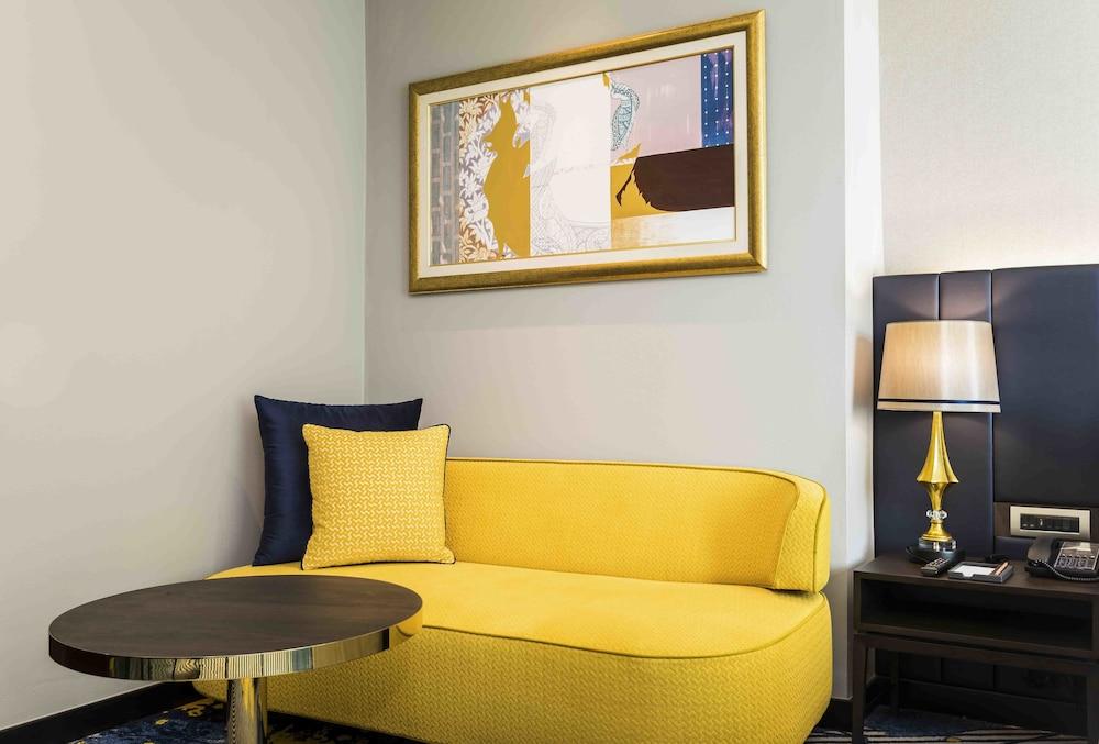 Chatrium Hotel Riverside Room Type - Grand Deluxe Room City View Twin Bed