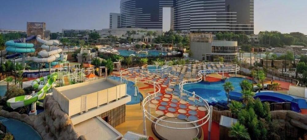 Grand Hyatt Dubai Hotel - Tap to explore photos