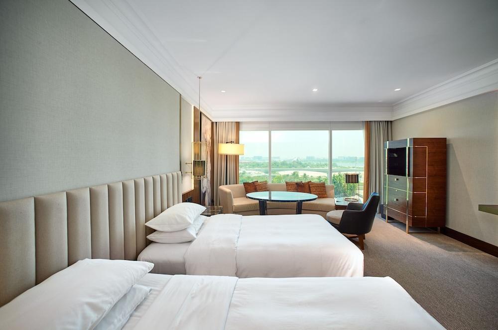 Grand Hyatt Dubai Hotel Room Type - Grand Room, 2 Twin Beds