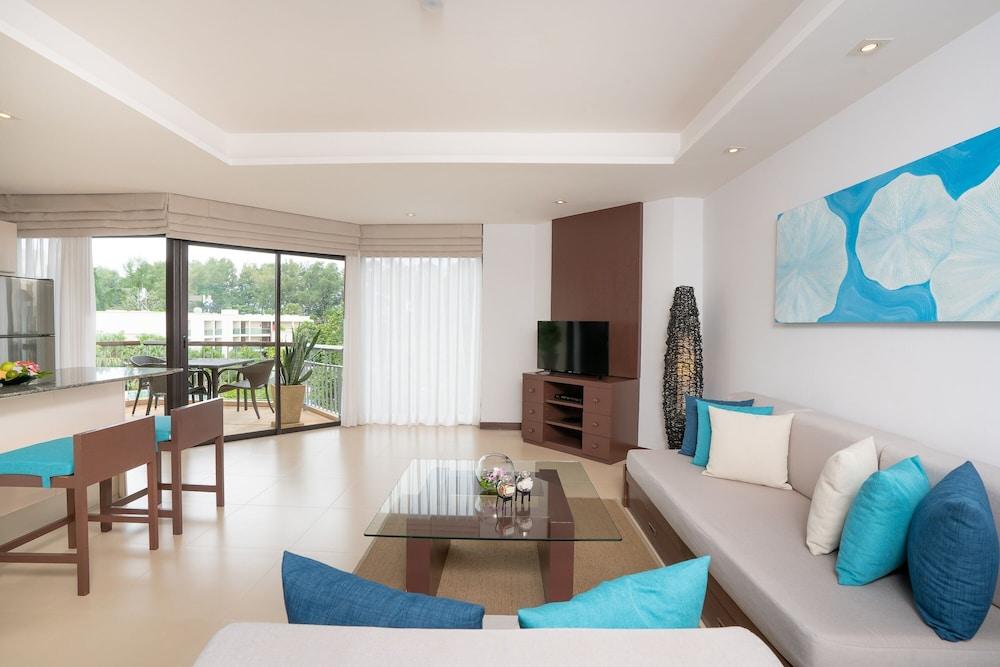 Dewa Phuket Resort & Villas - Tap to explore photos