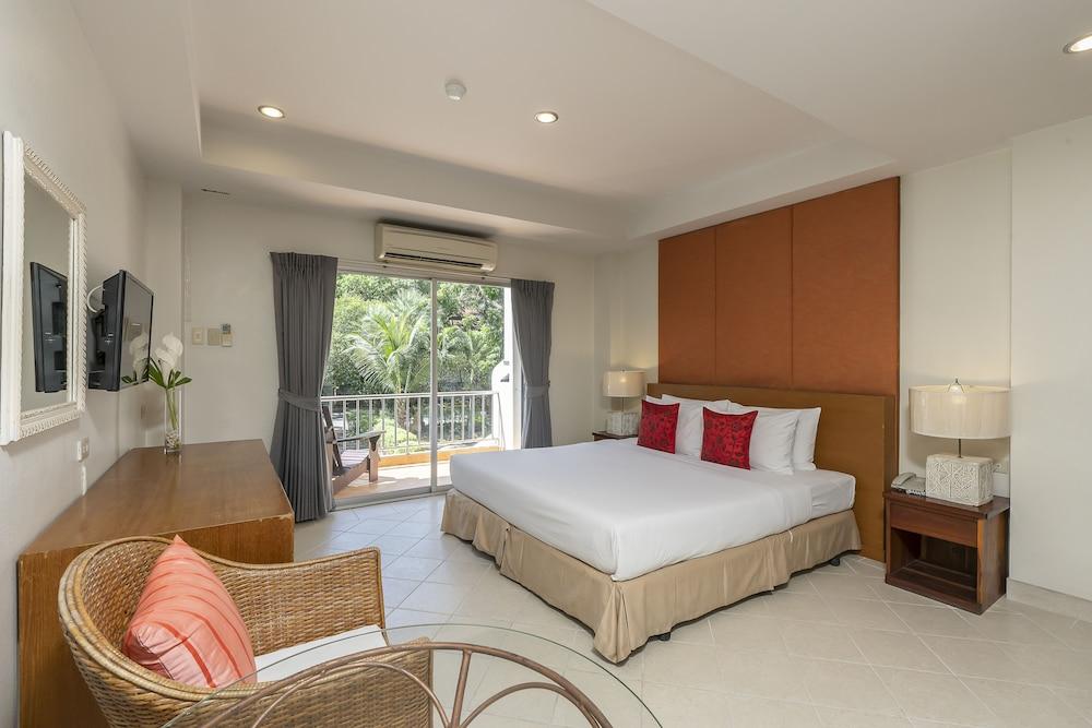 Bella Villa Pattaya 3rd Road Room Type - Deluxe Room Balcony and Kitchenett Bella Villa Pattaya 3rd Road Room Type - Deluxe Room Balcony and Kitchenett
