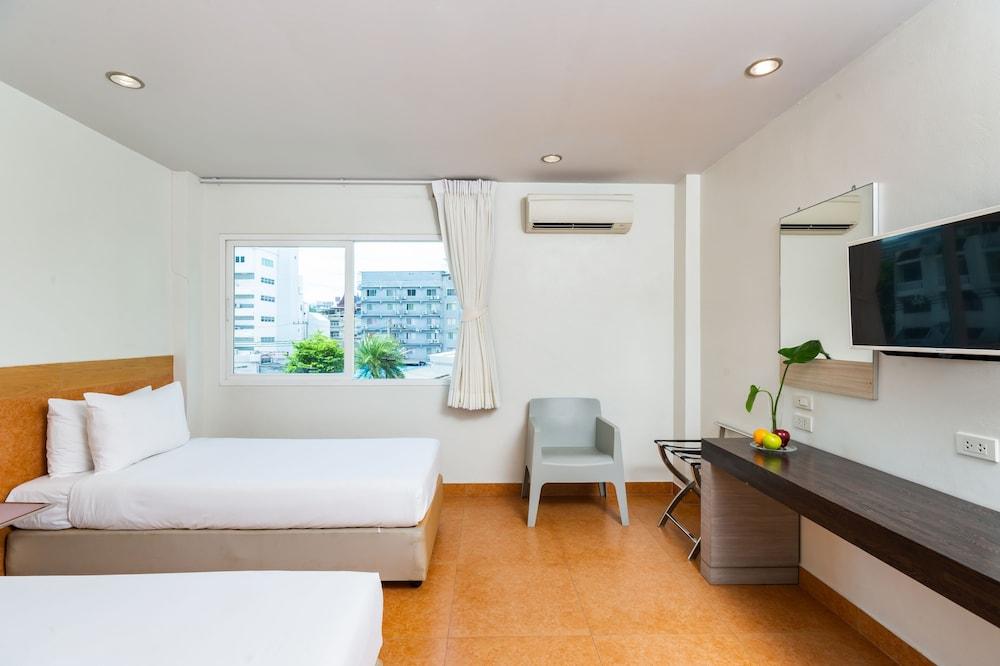 Grand Bella Room Type - Standard Room (No Balcony, No Elevator)
