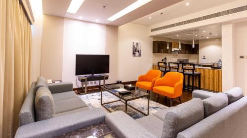 City Premiere Hotel Apartment - Tap to explore photos