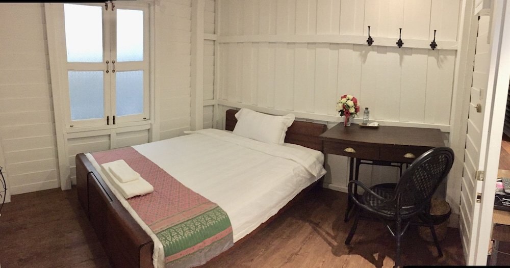 Baan Kachitpan Room Type - Single Room (shared Bathroom)
