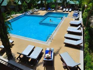Dream Valley Resort Tonsai Beach - Tap to explore photos