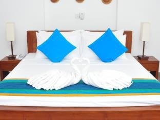 Comfort@15 Room Type - Deluxe Double Room