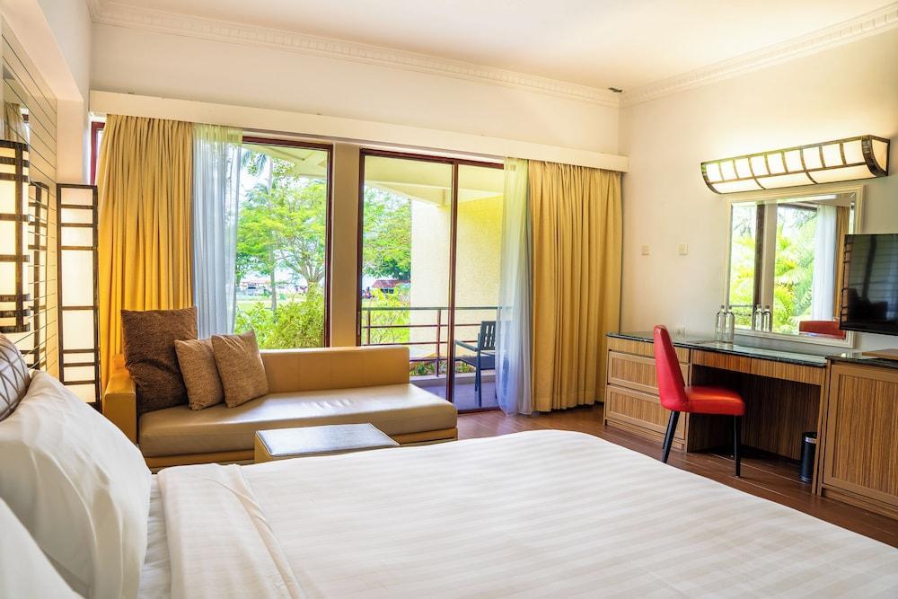 Holiday Villa Beach Resort & Spa Langkawi Room Type - Studio Twin Room