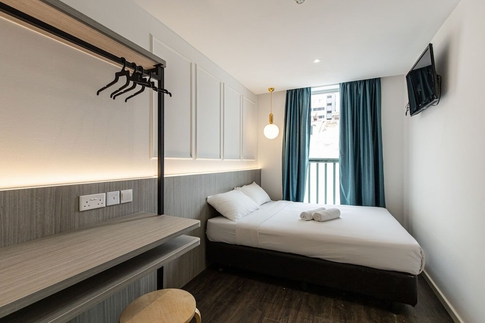 Philip Hotel Singapore Room Type - Deluxe Room, 1 Double Bed