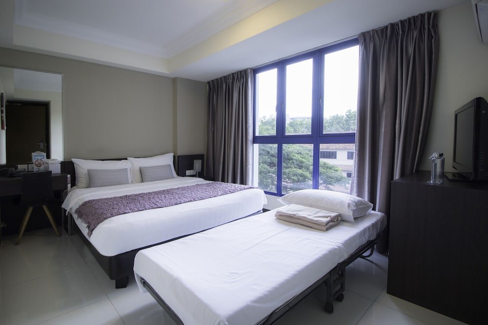 Harbour Ville Hotel Room Type - Basic Triple Room