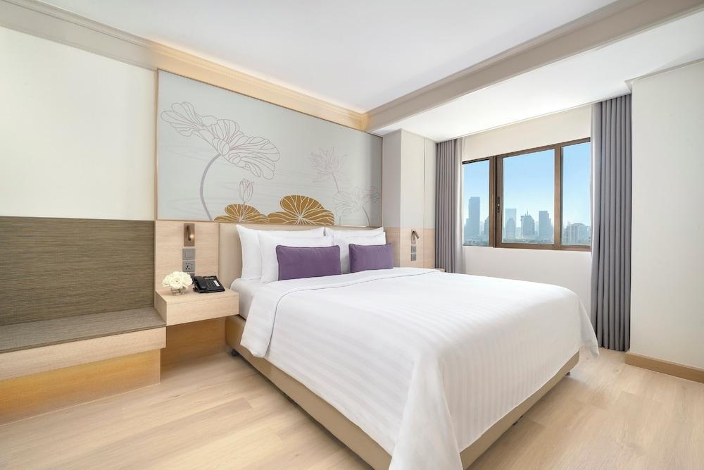Centre Point Sukhumvit 10 Room Type - One Bedroom Balcony Junior Suite Centre Point Sukhumvit 10 Room Type - One Bedroom Balcony Junior Suite