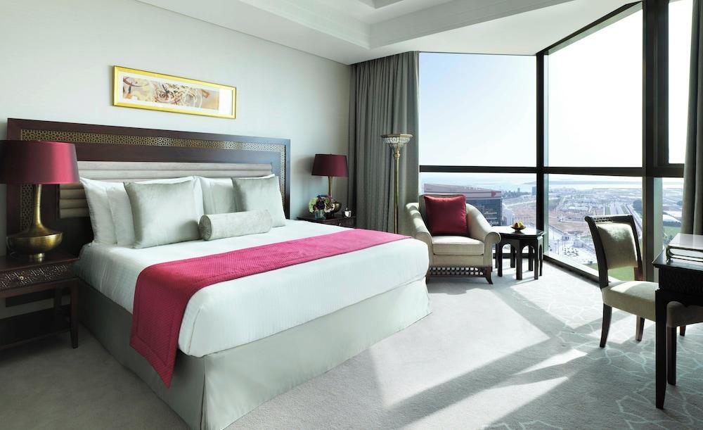 Bab Al Qasr Hotel Room Type - Superior with One King Bed
