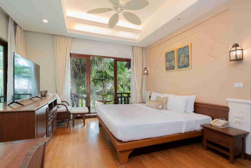 Ravindra Beach Resort & Spa Room Type - Villa, 2 Bedrooms, Private Pool, Sea View Ravindra Beach Resort & Spa Room Type - Villa, 2 Bedrooms, Private Pool, Sea View