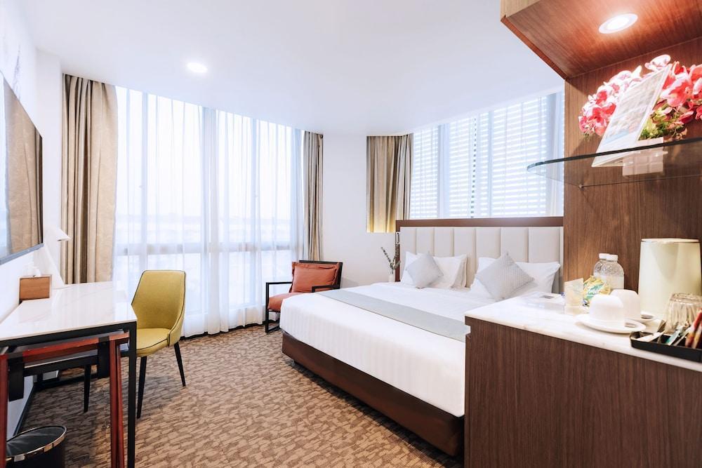 Santa Grand Hotel East Coast Room Type - Signature Corner King