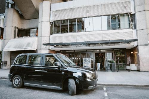 STG Hotel London Oxford Street - Tap to explore photos