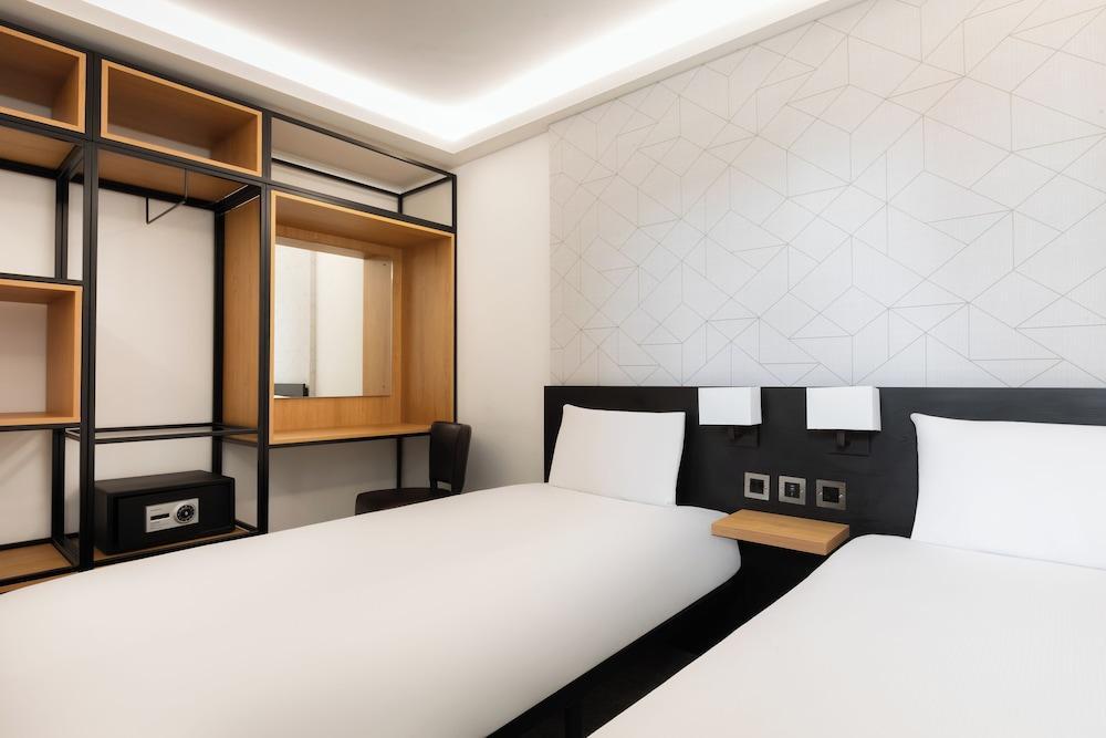 STG Hotel London Oxford Street Room Type - Twin Room (Urban)