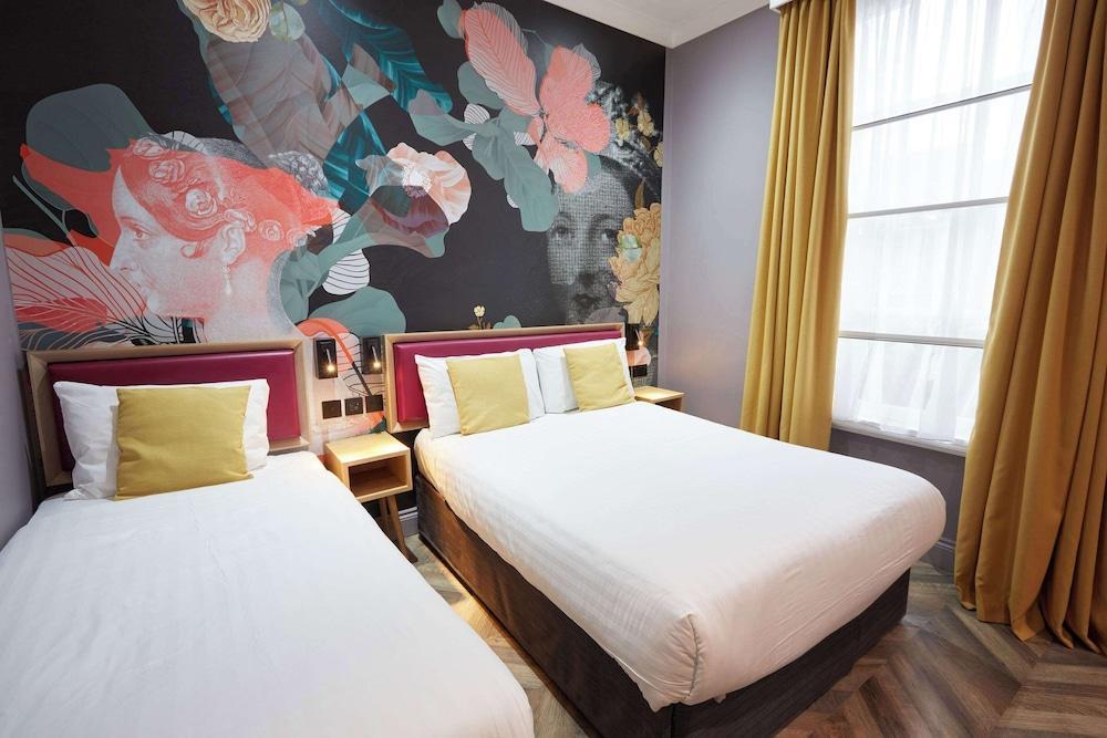 Comfort Inn Victoria Room Type - Standard Triple Room