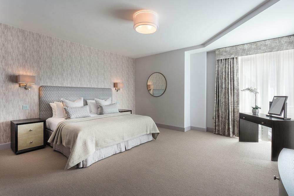 Arlington House Room Type - Apartment, 3 Bedrooms, Garden View