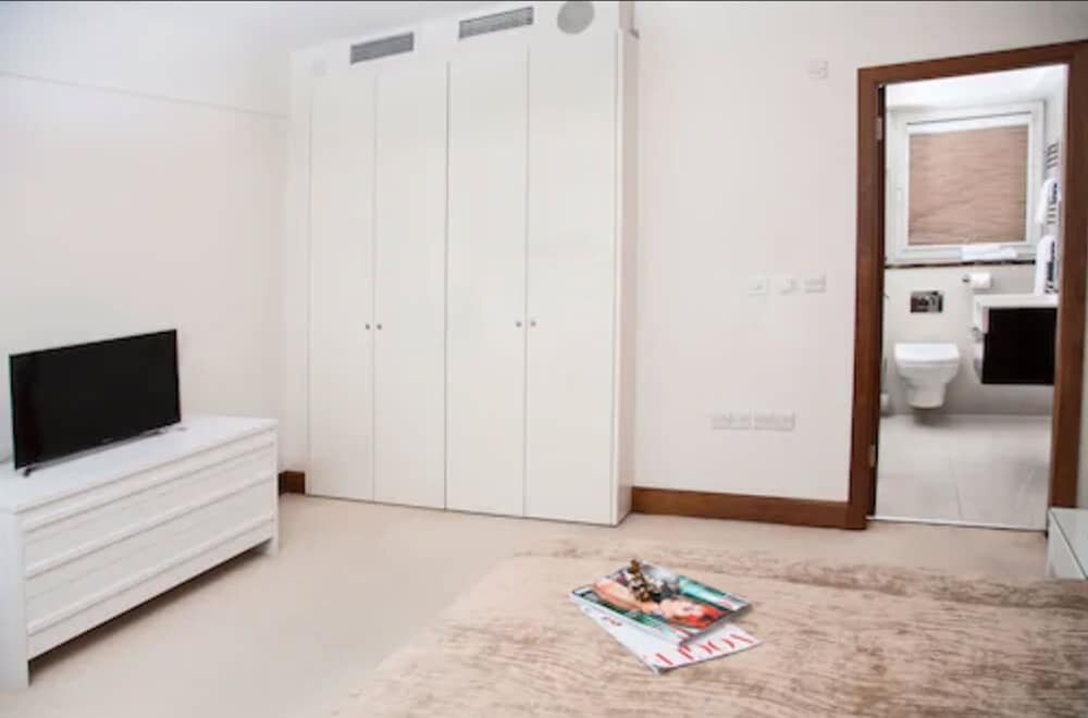 Arlington House Room Type - Apartment, 1 Bedroom, Garden View Arlington House Room Type - Apartment, 1 Bedroom, Garden View