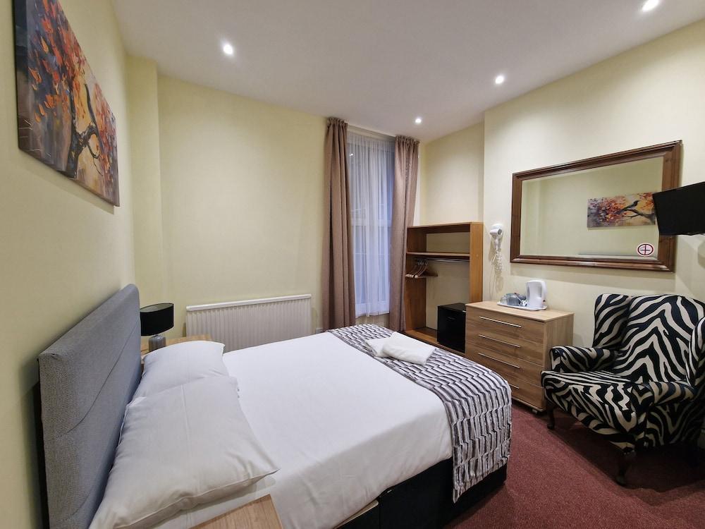 Hotel 65 Room Type - Double Room
