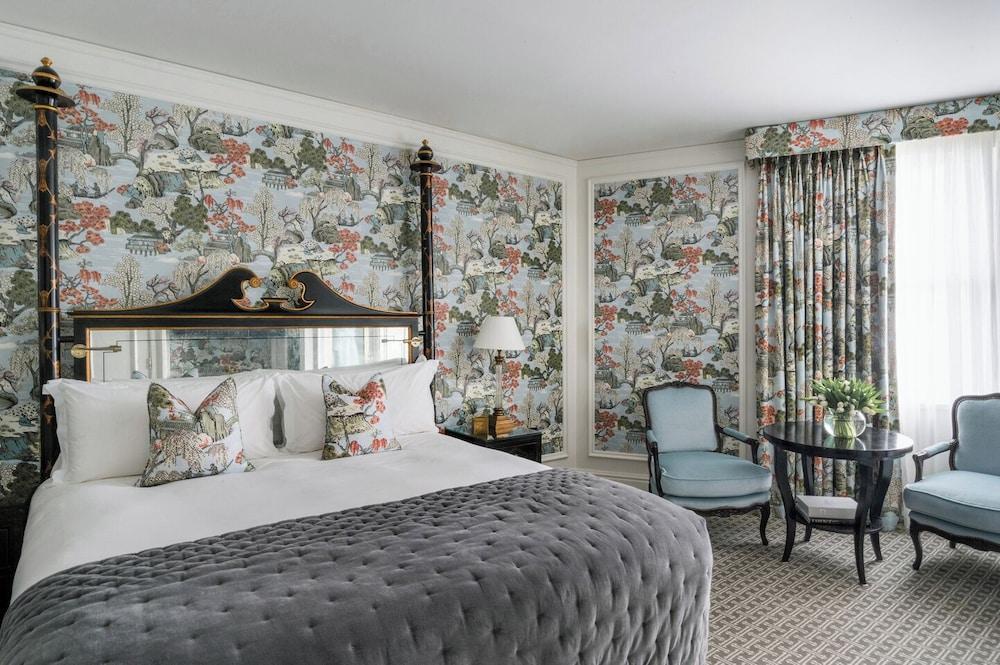 The Kensington Hotel Room Type - Deluxe Room, 1 King Bed