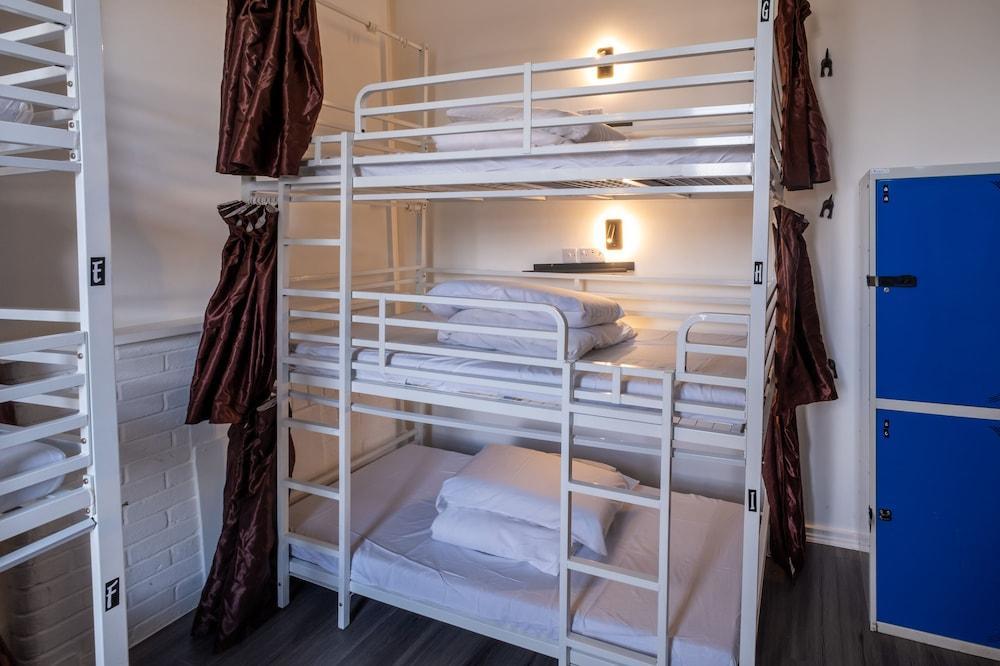 Book a Bed Hostels Room Type - Shared Dormitory, Mixed Dorm (9 bed)