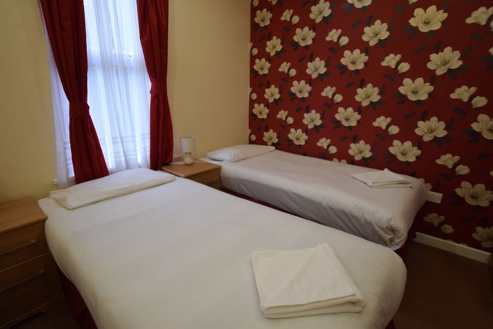 Cranbrook Hotel Room Type - Twin Room, 2 Twin Beds
