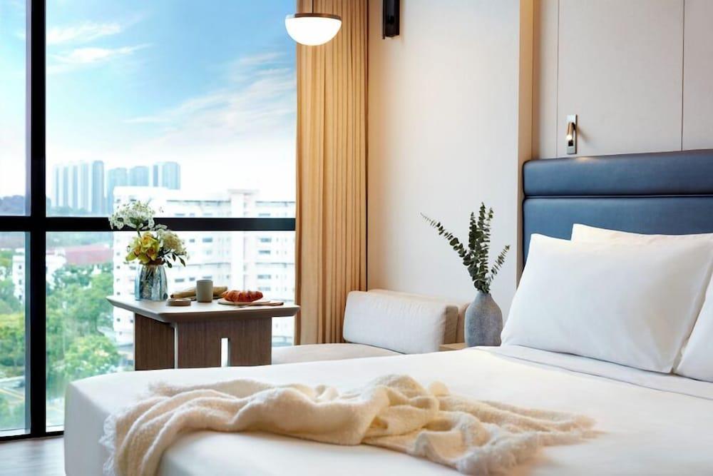 Momentus Hotel Alexandra Room Type - Momentum Club Room