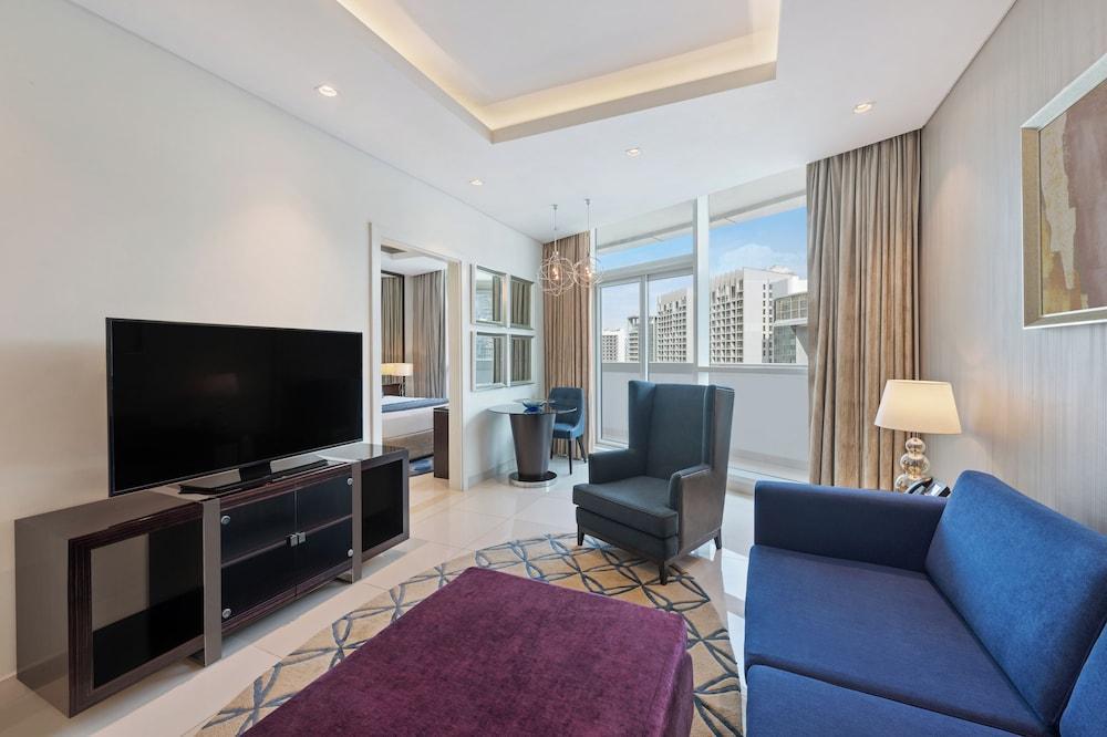 DAMAC Maison Distinction Room Type - One Bedroom Suite - City Skyline View DAMAC Maison Distinction Room Type - One Bedroom Suite - City Skyline View