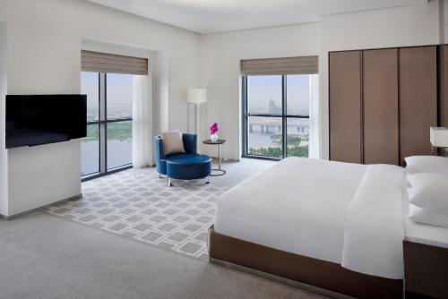 Hyatt Regency Dubai Creek Heights Residences. - Tap to explore photos