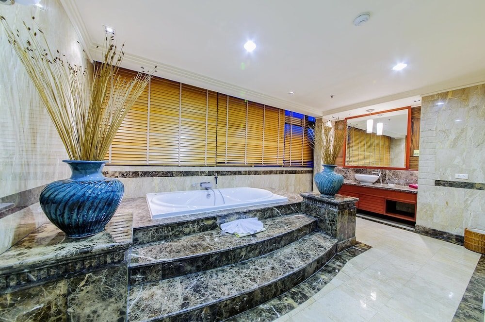 Prince Suites Residence Managed by Prince Palace - Tap to explore photos