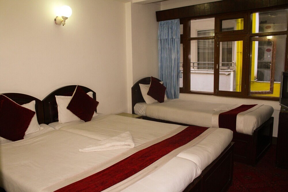 Hotel Lily Room Type - Triple Bed Room Hotel Lily Room Type - Triple Bed Room