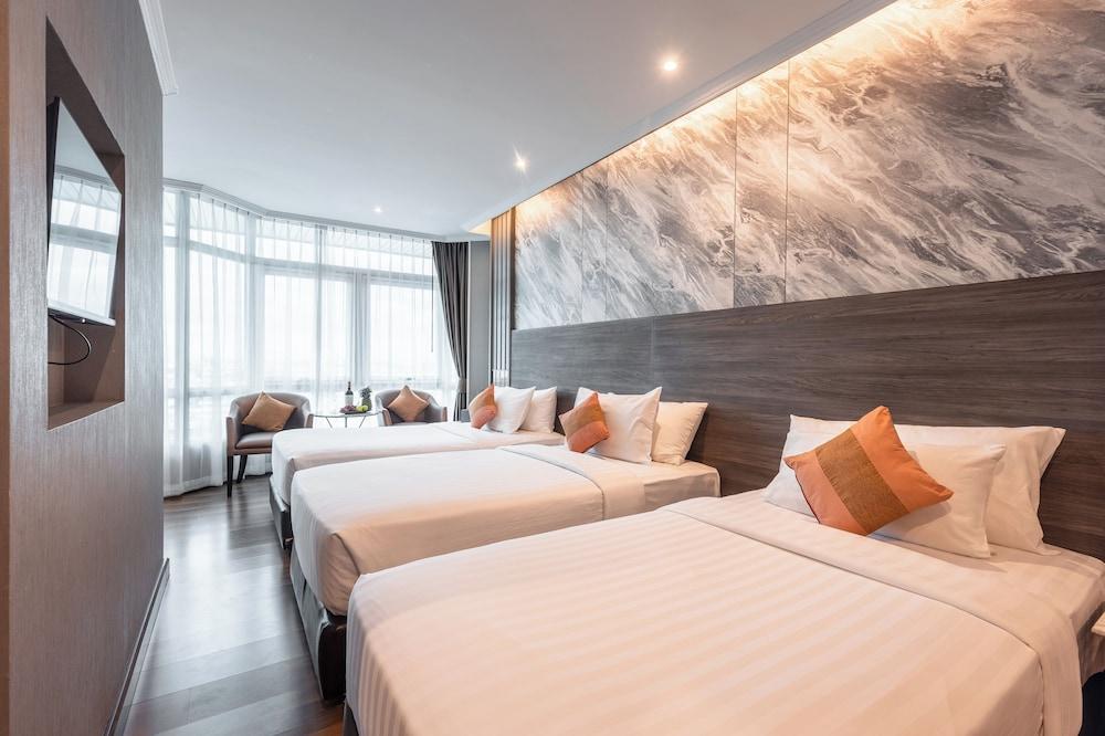 Siam Mandarina Hotel Room Type - Deluxe Triple Room