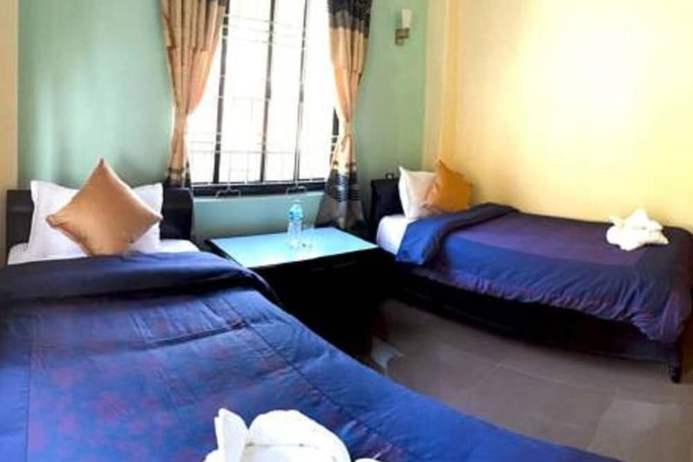Hotel Atrium Room Type - Standard Twin Room with Fan