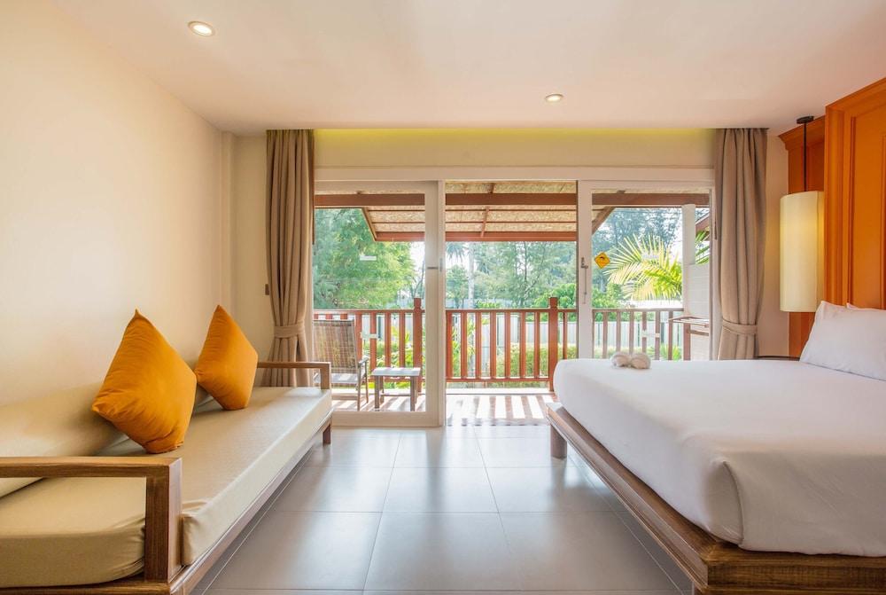 Arinara Beach Resort Phuket Room Type - Grand Deluxe Garden View