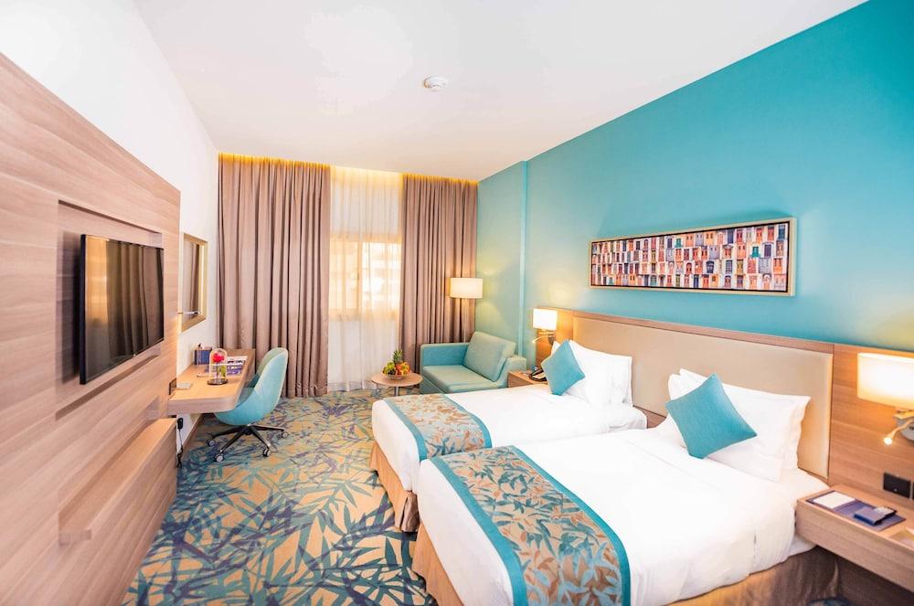 Mena Plaza Hotel  Room Type - Deluxe Twin Non Smoking Room