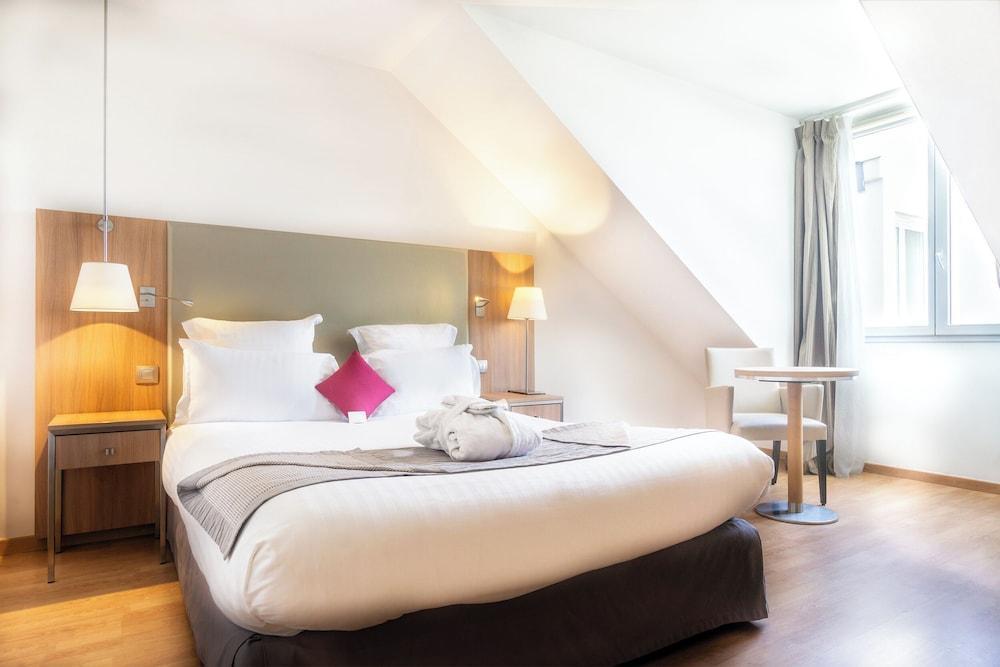 City Residence Paris CDG Airport Room Type - Comfort Studio, 1 Queen Bed