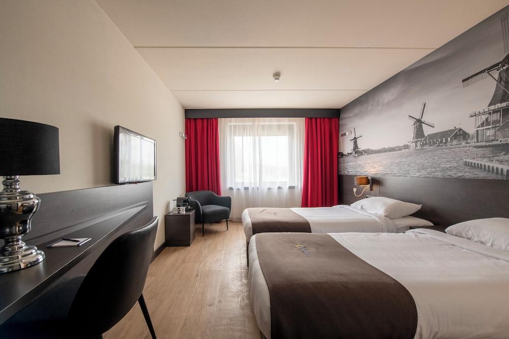 Bastion Hotel Zaandam Room Type - Deluxe Room, 2 Twin Beds