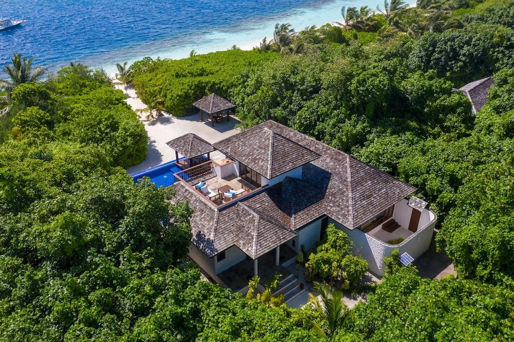 Hideaway Beach Resort & Spa Room Type - Sunset Beach Residence with Pool