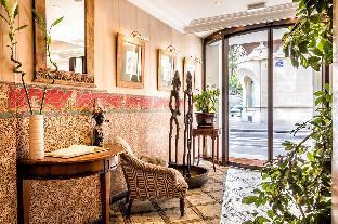 Villa Montparnasse - Tap to explore photos