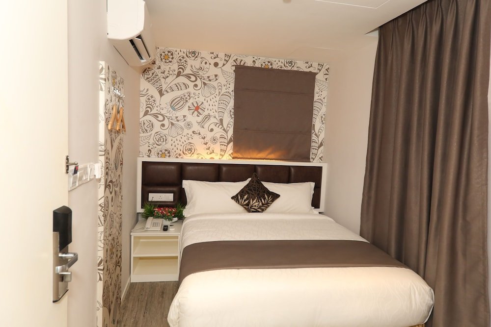 M & M Hotel KL Sentral Room Type - Superior Room, City View