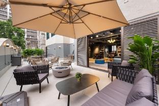 Dash Living On Hollywood - Tap to explore photos