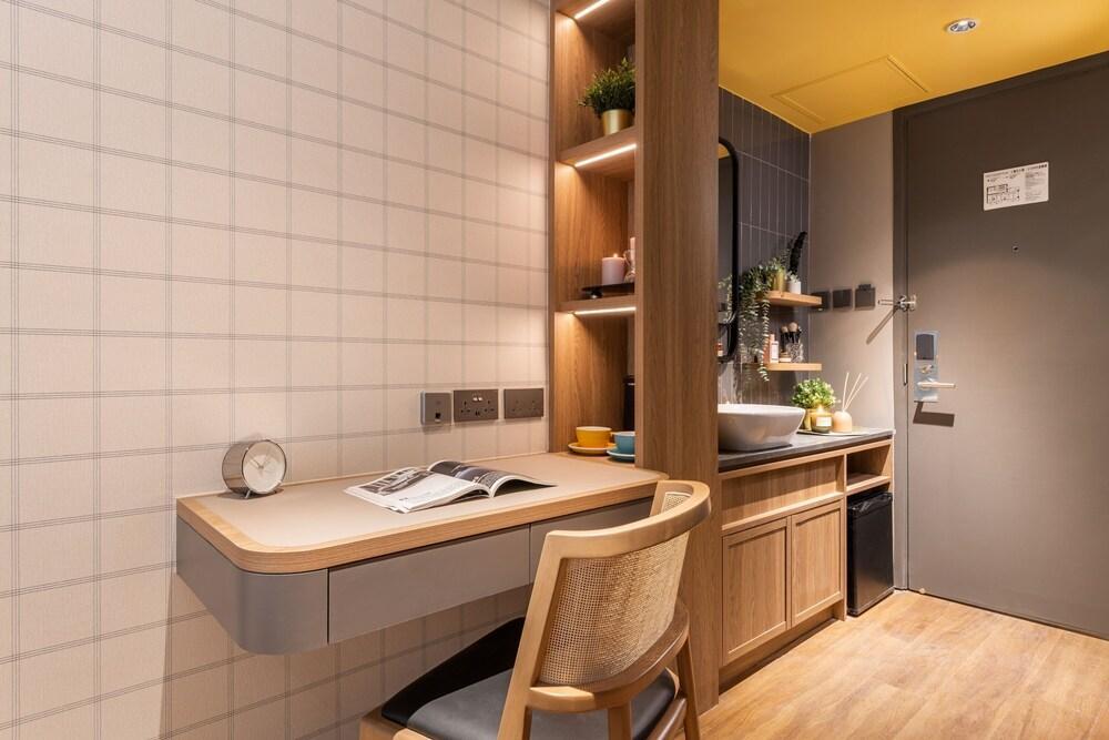 Dash Living On Hollywood Room Type - Deluxe Twin Room